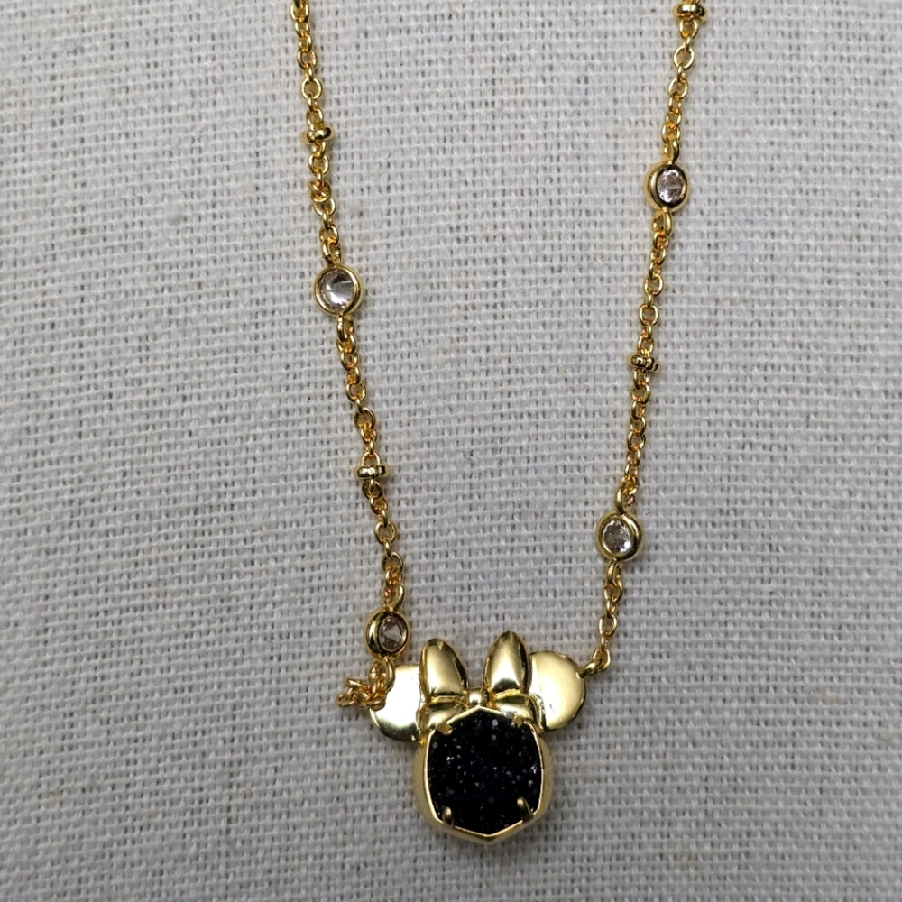 Kendra Scott Disney Gold Minnie Mouse Short Pendant Necklace & Earrings Set - Picture 5 of 8